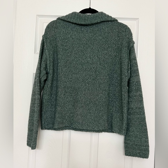 Universal Thread Sweater - Picture 2 of 2